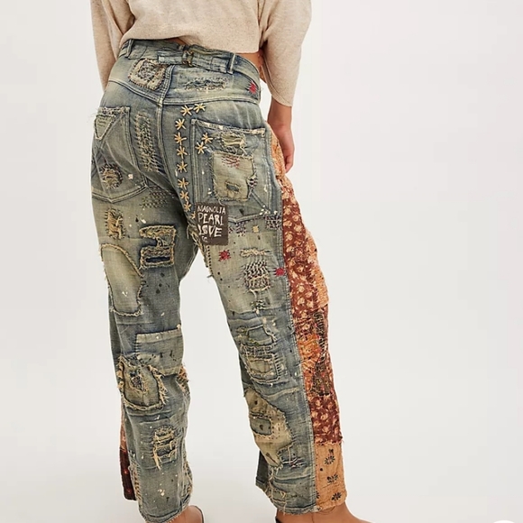 Magnolia Pearl Hommage Denims - Picture 11 of 12